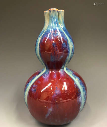 CHINESE FLAMMED GLAZED GOURD VASE