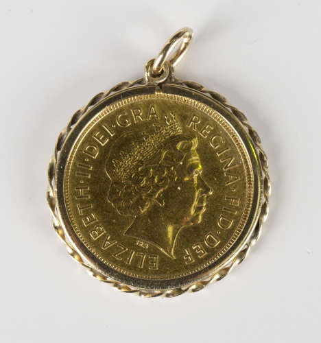 An Elizabeth II sovereign 2000, in a 9ct gold pendant mount.Buyer’s Premium 29.4% (including VAT @