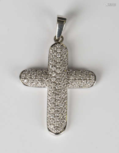 A 9ct white gold and diamond set pendant cross, pavé set with circular cut diamonds, length 4.4cm,