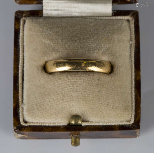 A 22ct gold plain wedding ring, Birmingham 1957, ring size approx O1/2, with a case.Buyer’s