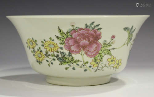 A Chinese famille rose porcelain bowl, probably Republic period, of flared circular form, the