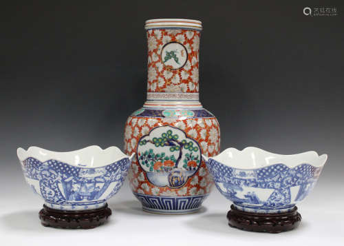 A group of South-east Asian pottery, modern, including a pair of Chinese blue and white bowls, width