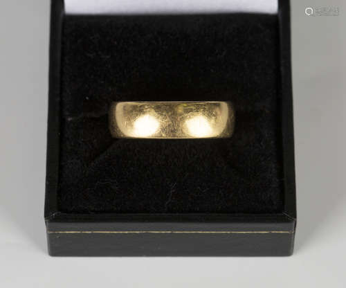 An 18ct gold plain wedding band ring, Chester 1912, ring size approx W.Buyer’s Premium 29.4% (