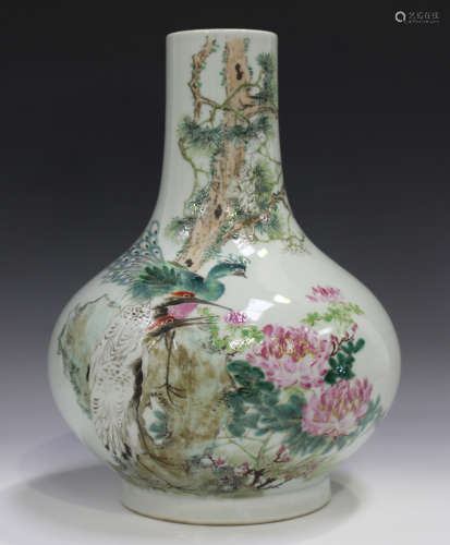 A Chinese famille rose porcelain bottle vase, probably Republic period, painted with two red-