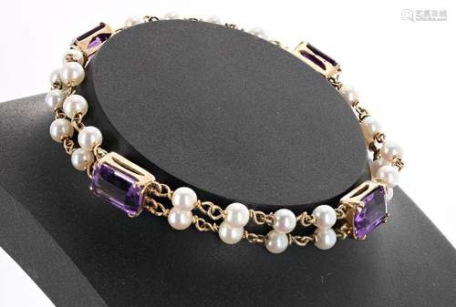 Amethyst and cultured pearl two row bracelet, set with four amethyst between pearl links, 11gm, 7.