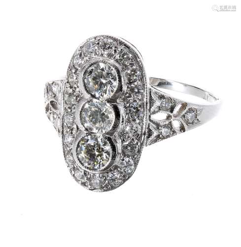 Ornate Art Deco style platinum diamond dress cluster ring, with three principle round brilliant-