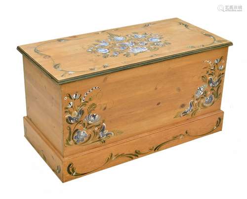 20th century floral painted pine blanket chest, the moulded hinged lid and front with Dutch style