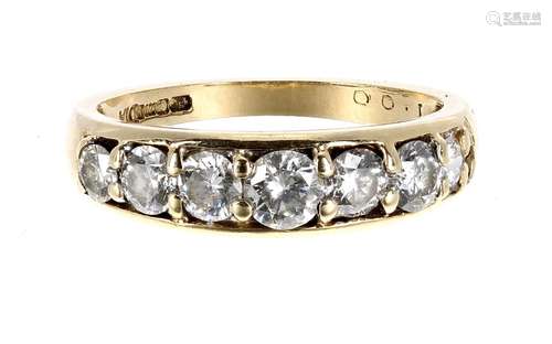 18ct yellow gold seven stone graduated diamond ring, 1.00ct in total, clarity SI , colour I/J, width