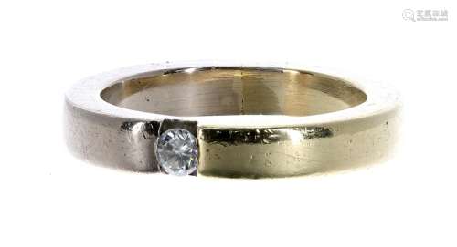 18ct bicolour gold diamond set band ring, with a single round brilliant-cut diamond, 0.15ct