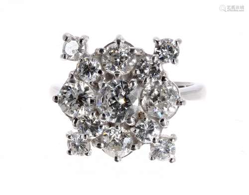 Good fancy 18ct white gold diamond cluster ring, round brilliant-cuts, estimated 2.20ct approx ,