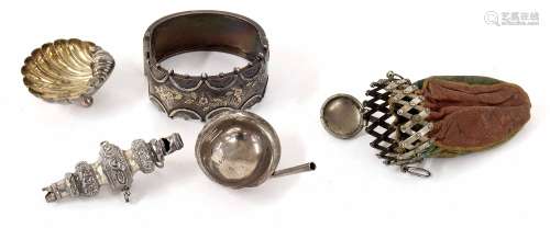 Mixed silver bijouterie; to include small shell dish, child's whistle/rattle (at fault), standard