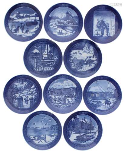 Royal Copenhagen - ten Christmas plates, 1998 'Welcome Home' to 2012 (15)