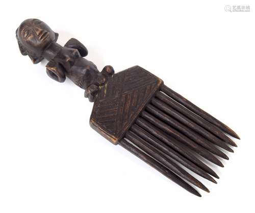 20th century Congolese (previously Gabon & Zaire) Hemba anthropomorphic comb, 9