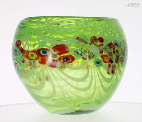 Fratelli Toso style Murano art glass bowl, with green swirl decoration and typical band of cane