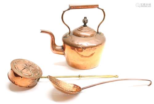 Victorian copper kettle, 11.5