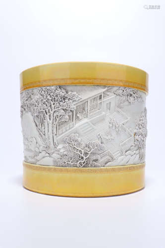 a yellow-glazed porcelain brush pot,qing dynasty