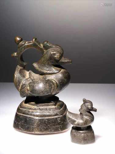 TWO OPIUM WEIGHTS IN BIRD SHAPE