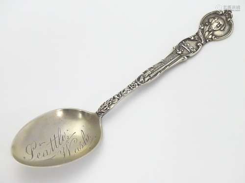 An American Sterling silver ?Seattle? souvenir spoon, the terminal with a depiction of George