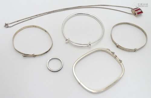 Assorted jewellery including silver and white metal bracelets , white metal ring etc Please Note -