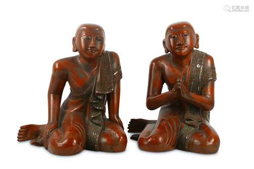 A PAIR OF BURMESE LACQUER-WOOD FIGURES OF MONKS.