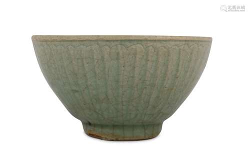 A CHINESE CELADON-GLAZED BOWL.