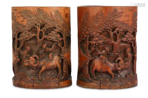 A PAIR OF CHINESE BAMBOO BRUSH POTS, BITONG.