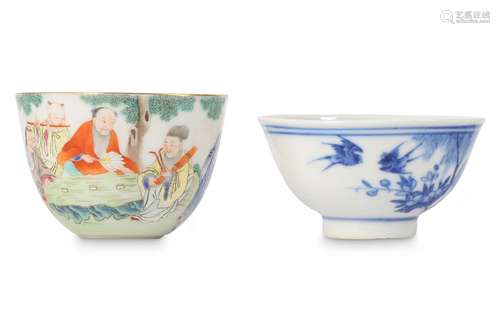 TWO CHINESE PORCELAIN CUPS.