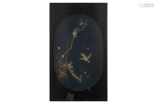 λ A JAPANESE LACQUER IVORY-INLAID 'BIRDS' PANEL.