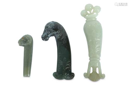 THREE CHINESE JADE MUGHAL-STYLE DAGGER HANDLES.