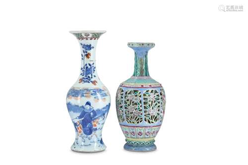 A CHINESE BLUE AND WHITE VASE AND A FAMILLE ROSE VASE.