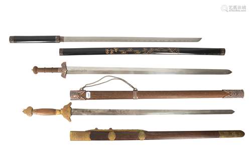 SIX CHINESE SWORDS.