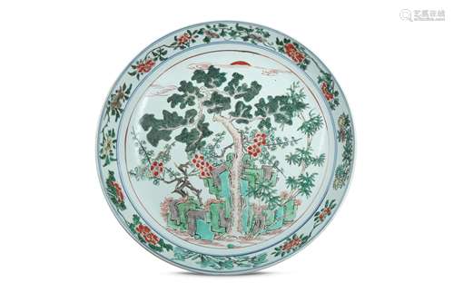 A CHINESE FAMILLE VERTE 'THREE FRIENDSOF WINTER' CHARGER.