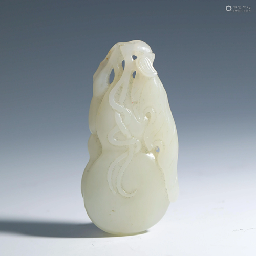 A White Hetian Jade Carved Gourd Ornament