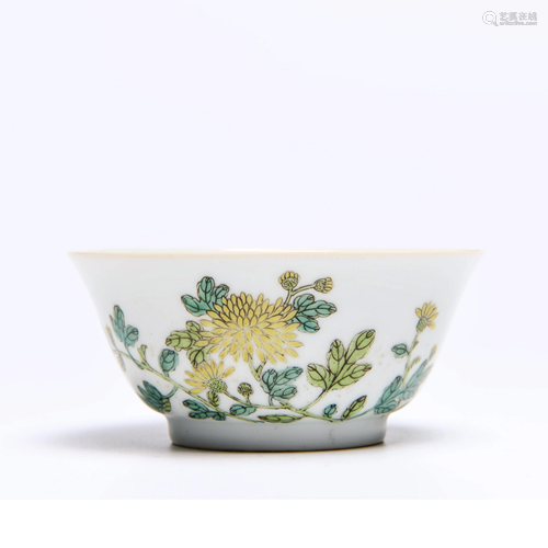 A Famille Rose ‘Chrysanthemum’ Porcelain Bowl