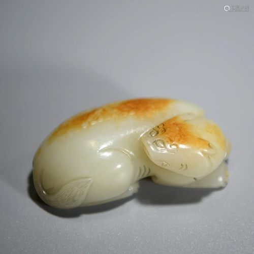 A White Jade Carved Beast Ornament