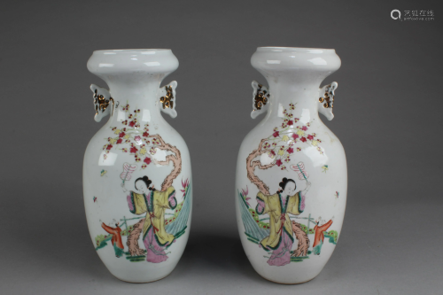 A Pair of Chinese Porcelain Vases