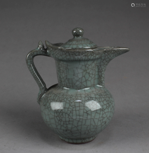 Chinese Geyao Ewer