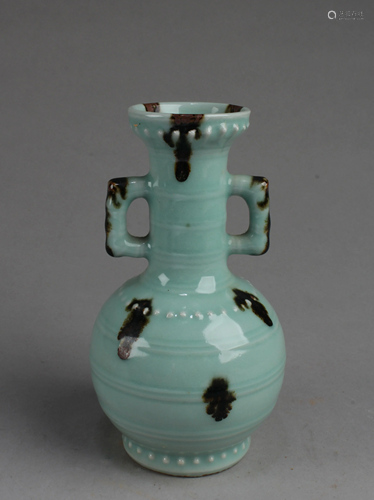 Chinese Porcelain Vase with Twin Handles