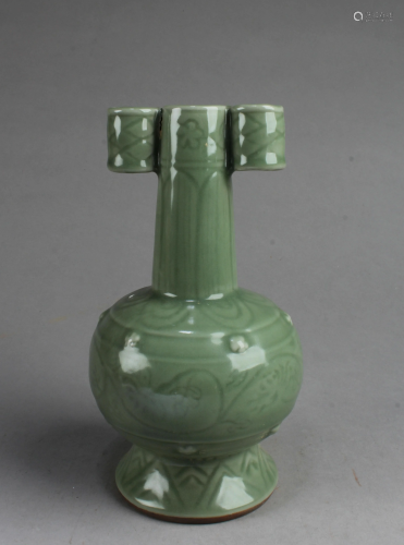 Chinese Porcelain Vase With Twin Handles