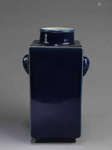 Chinese Blue Color Porcelain Vase