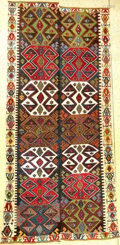 Fine Aksaray 'Kilim',