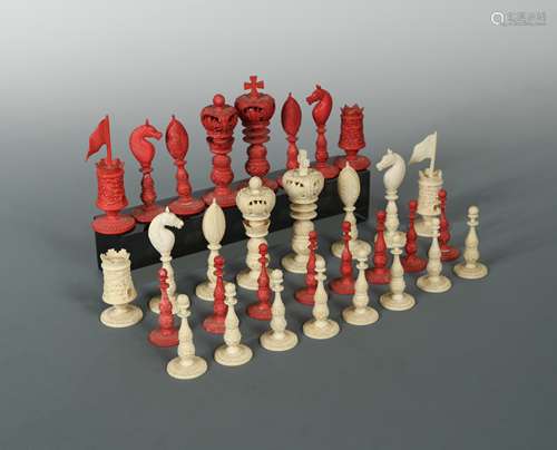 An Anglo-Indian turned and carved ivory chess set, late 19th century,