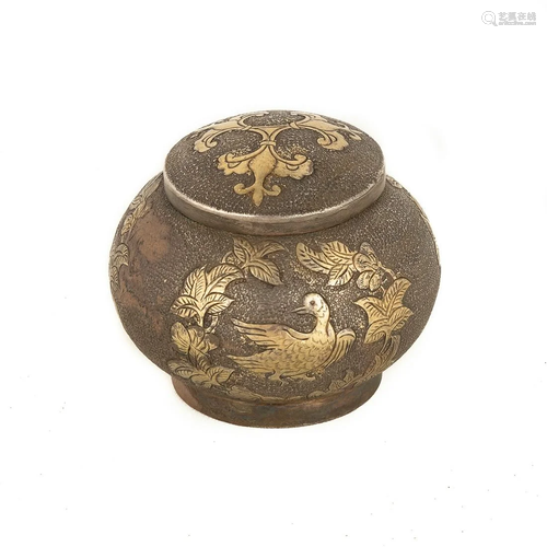 Chinese Tang Period Inlaid Silver Gilt Box