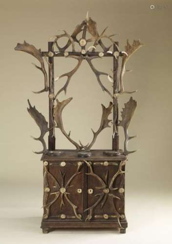 . Antlers Rifle Rack Decorated…