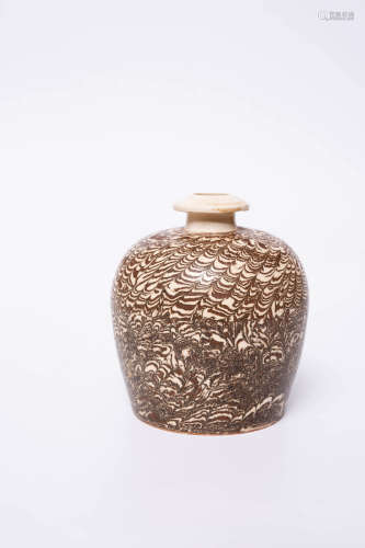 Chinese Exquisite Glazed Porcelain Pot