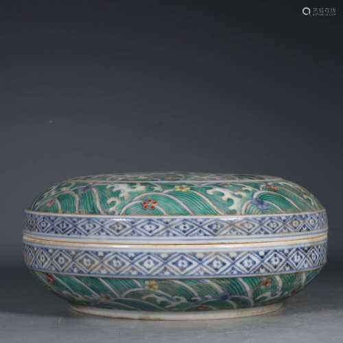 Chinese Ming Dynasty Chenghua Period Doucai Porcelain Lid Box