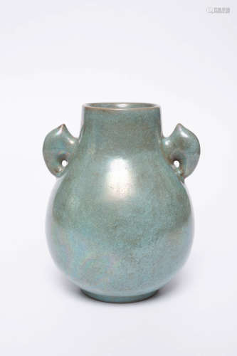 Chinese Song Dynasty Longquan Kiln Porcelain Bottle