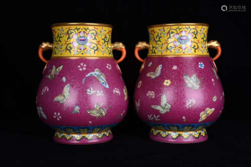 Chinese Qing Dynasty Yongzheng Period Porcelain Vessel