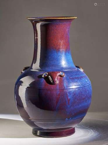 Chinese Art. A large flambé glazed pottery vase be…