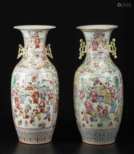 Chinese Art. Pair of Canton famille rose porcelain…